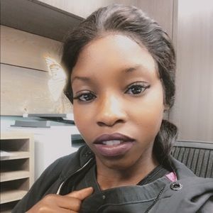 Meet your Posher, Arishema